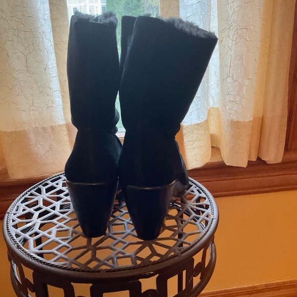 CALVIN KLEIN Suede Wedge Boots - Picture 4 of 6